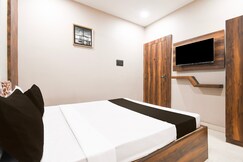 Address of Hotel O Jamshedpur Near Burma Mines Formerly Hotel Square