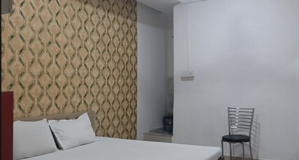 Hotel Krishna Inn Room Type - Deluxe Double Bed Room