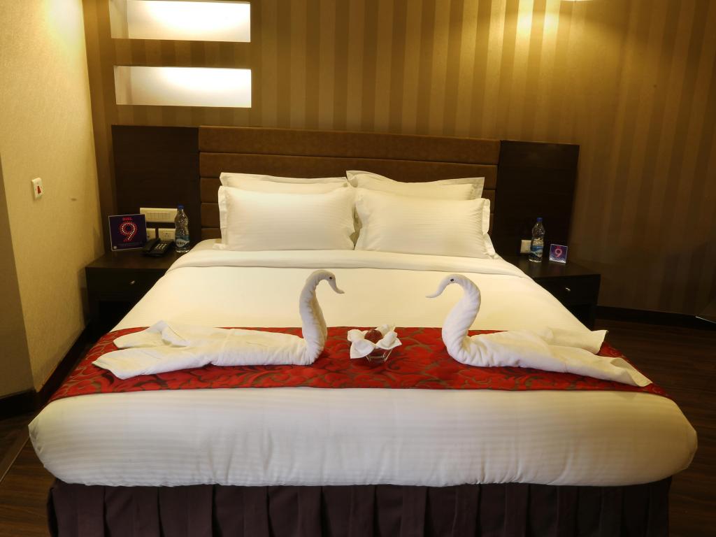 Five Elements Hotels North Avenue - Tap to explore photos