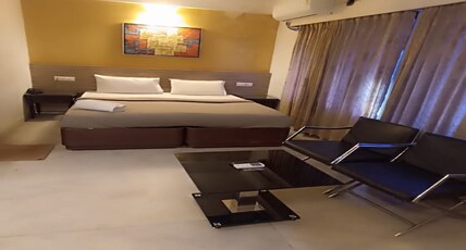 Metro Park Inn Room Type - Standard AC