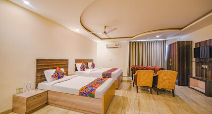 Hotel Lakshmi Palace Room Type - Family Suite room with free Wi-Fi ( Sanitized Room )