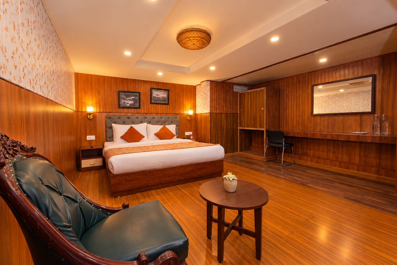 Summit Oakden Resort & Spa at Mall Road - Tap to explore photos