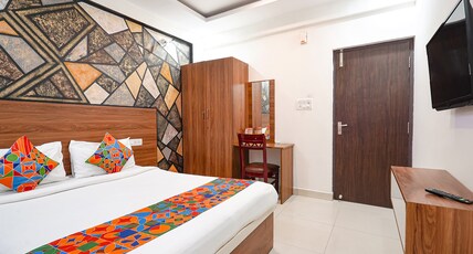 FabHotel Royal Comfort Madiwala - Nr. Housr Road Room Type - Deluxe Room