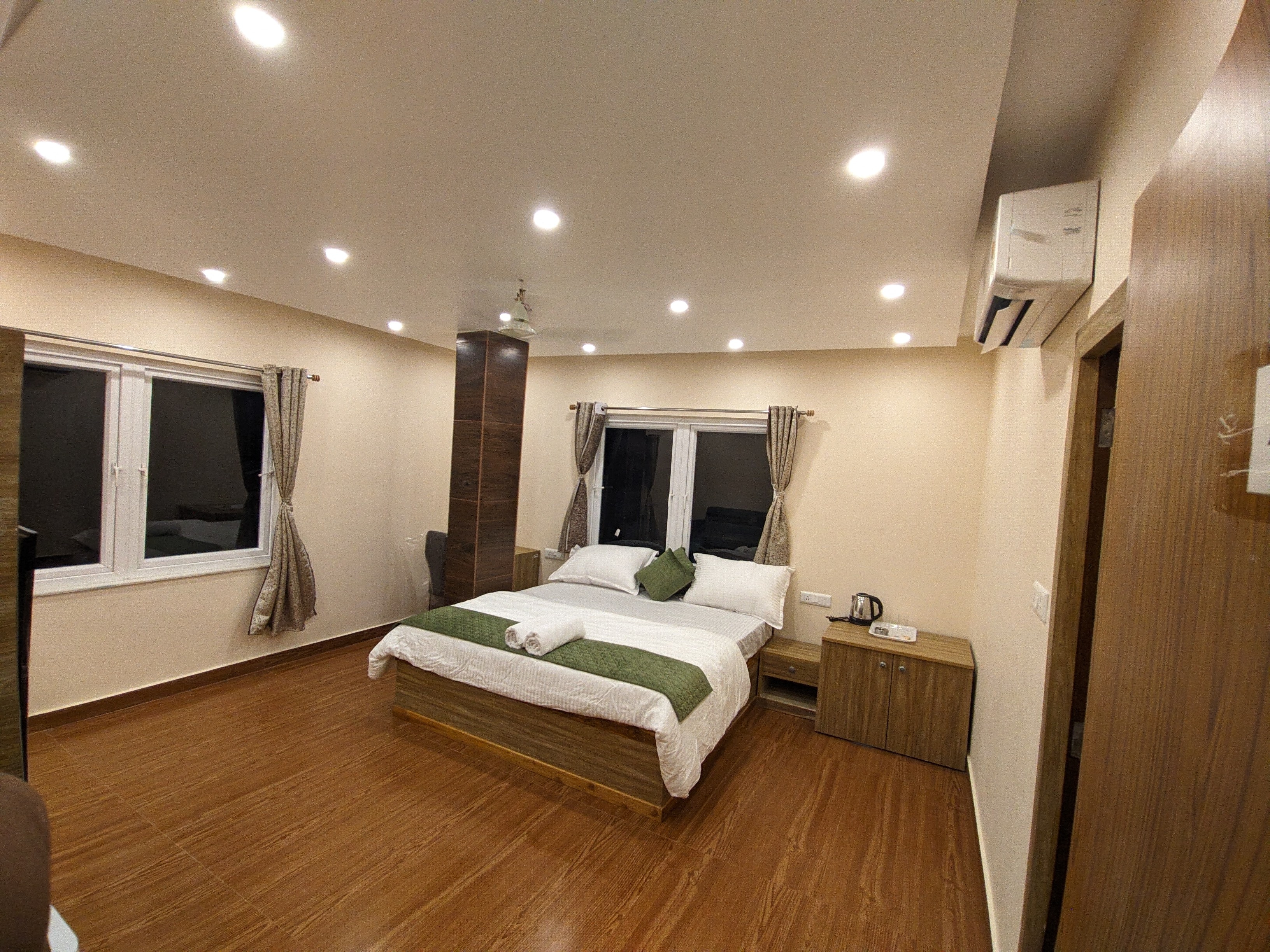 Hotel Vaikunth - Tap to explore photos