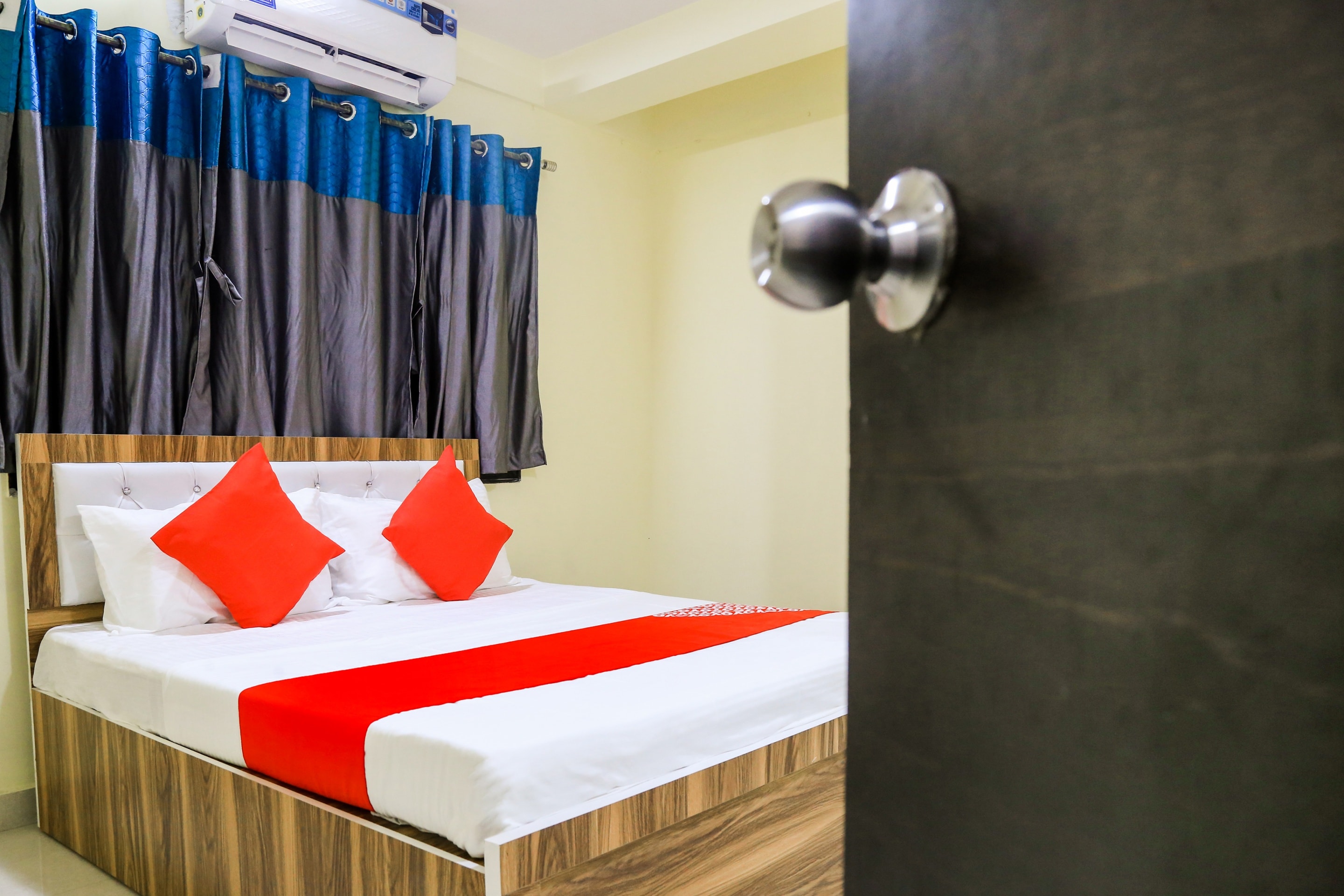 Hotel O Pritesh Inn - Tap to explore photos