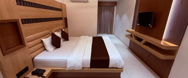 Hotel Classic Banquet and Rooms