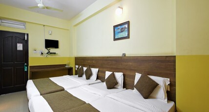 Suvarna Residency Room Type - Family AC room