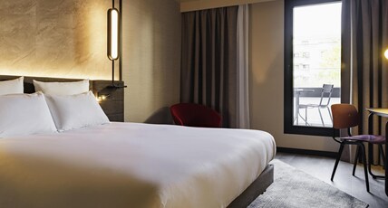 Novotel Paris Suresnes Longchamp Room Type - Executive Room with 1 queen-size bed,with balcony