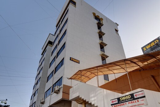 Hotel Savshanti Towers