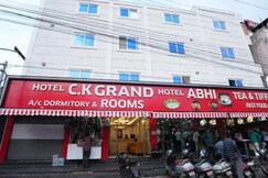Fabhotel CK Grand - Nr Vijayawada Railway Station