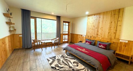 The tirthan house Room Type - Rooms with Balcony
