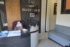 Hotel Silver Cloud