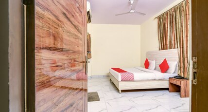 Hotel O Vishwakarma Palace Room Type - Classic
