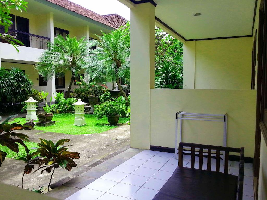 Legian Paradiso Hotel - Tap to explore photos