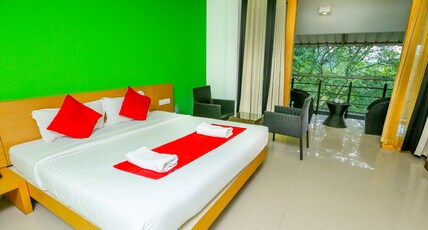The Hill District Club Resort Room Type - Luxury AC With Private Balcony