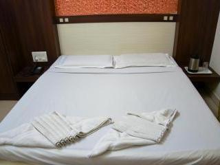 Hotel Mid Spring - Tap to explore photos