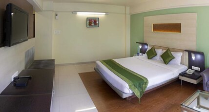 HOTEL ARCHANA RESIDENCY Room Type - DELUXE ROOM