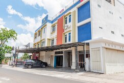 Hotel O Angkatan 45 Near Istana Gubernur Formerly Maleo Hotel