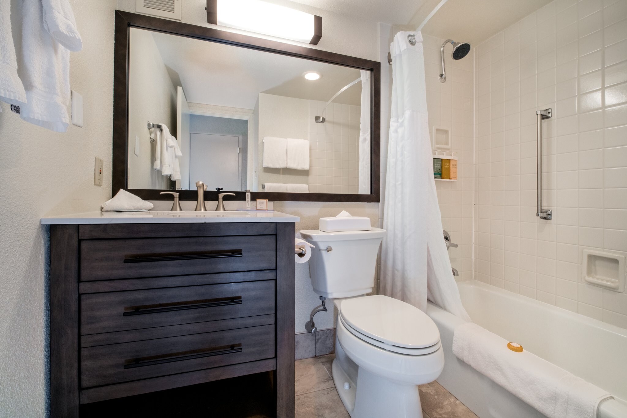 Holiday Inn ESTES PARK - Tap to explore photos