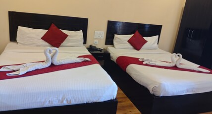 Hotel Raajas Grand Room Type - Deluxe Room