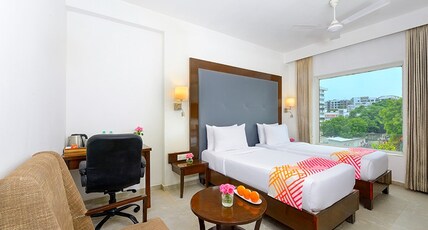 Ginger Bhavnagar Room Type - Luxe Twin