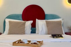 Room in NauKothi | Central | Boutique Stay
