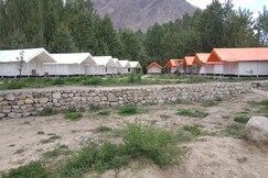Almanac Camping