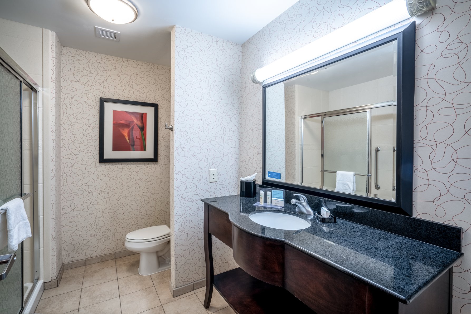 Hampton Inn Richmond Airport - Tap to explore photos