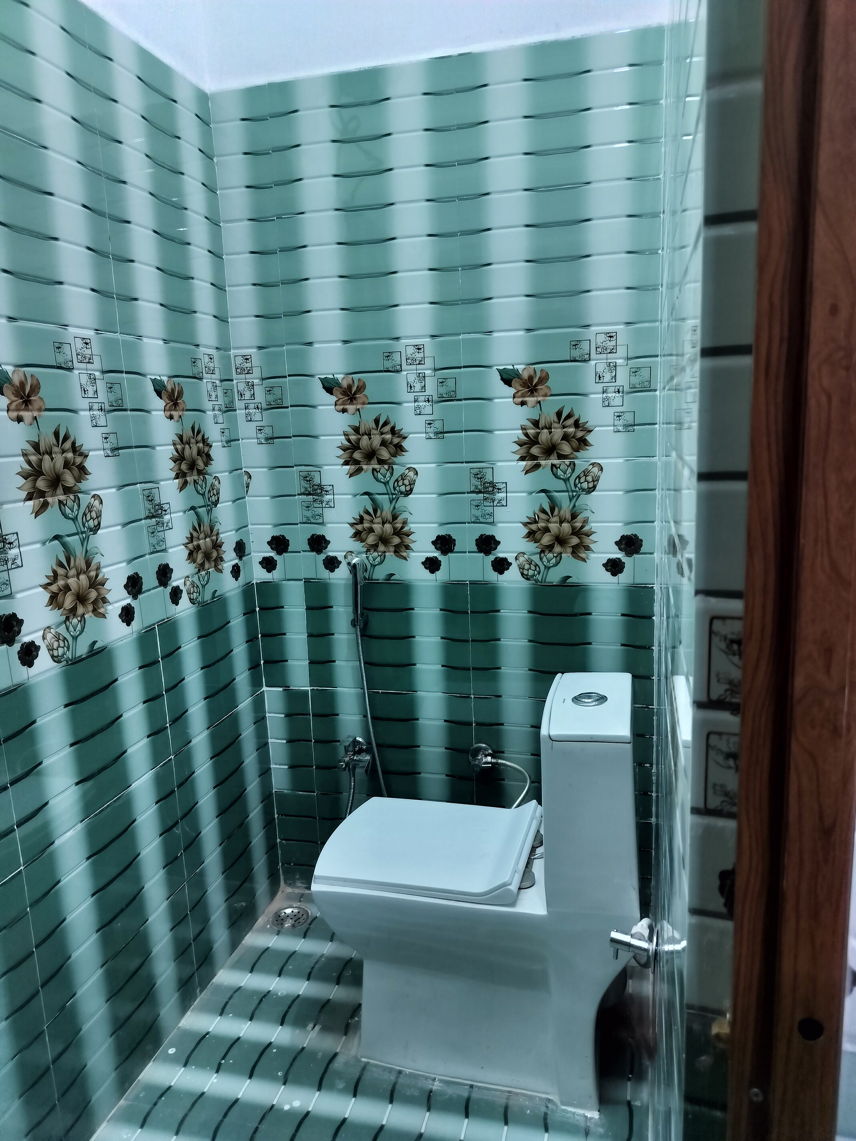 Raghav Raj Homestay| Budget Stays - Tap to explore photos