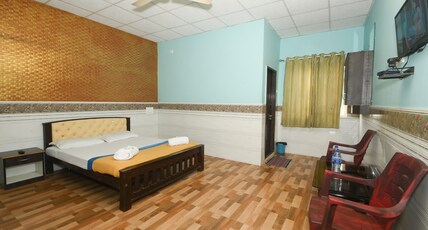 Aryana Guest House  Sea View Room Type - Non AC Double Bed