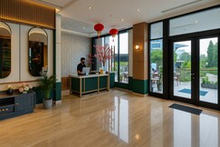 MaxOne Hotel Kota Harapan Indah Bekasi