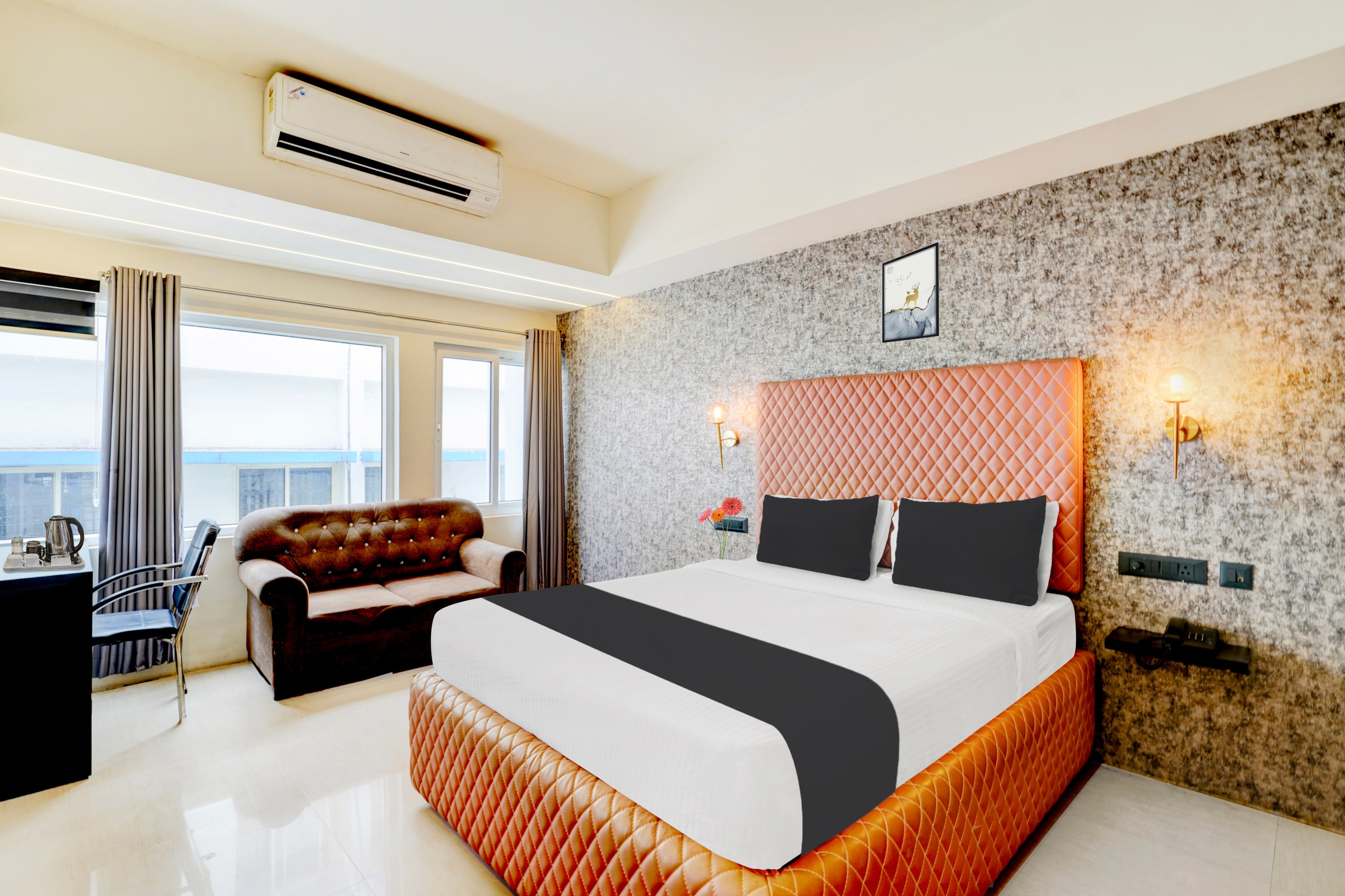 Super Townhouse Mysore Central Formerly Hotel Pride - Tap to explore photos