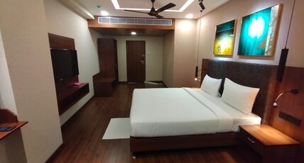 Windstone Residency Room Type - King Diamond Suite