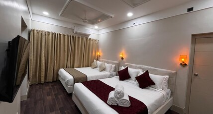 Amirtha inn by zeeyatt Regency Room Type - AMIRTHA ELITE