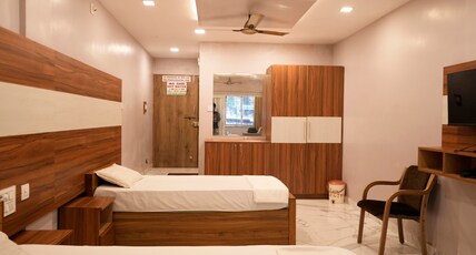 Sri Ratna Lodge Room Type - Triple Bed NON AC Room