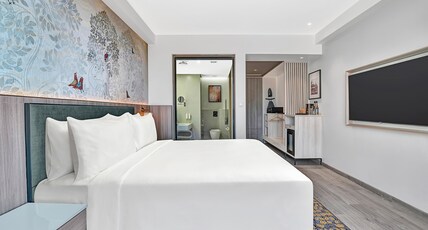 Hilton Garden Inn Jabalpur Room Type - King Accessible Guest Room