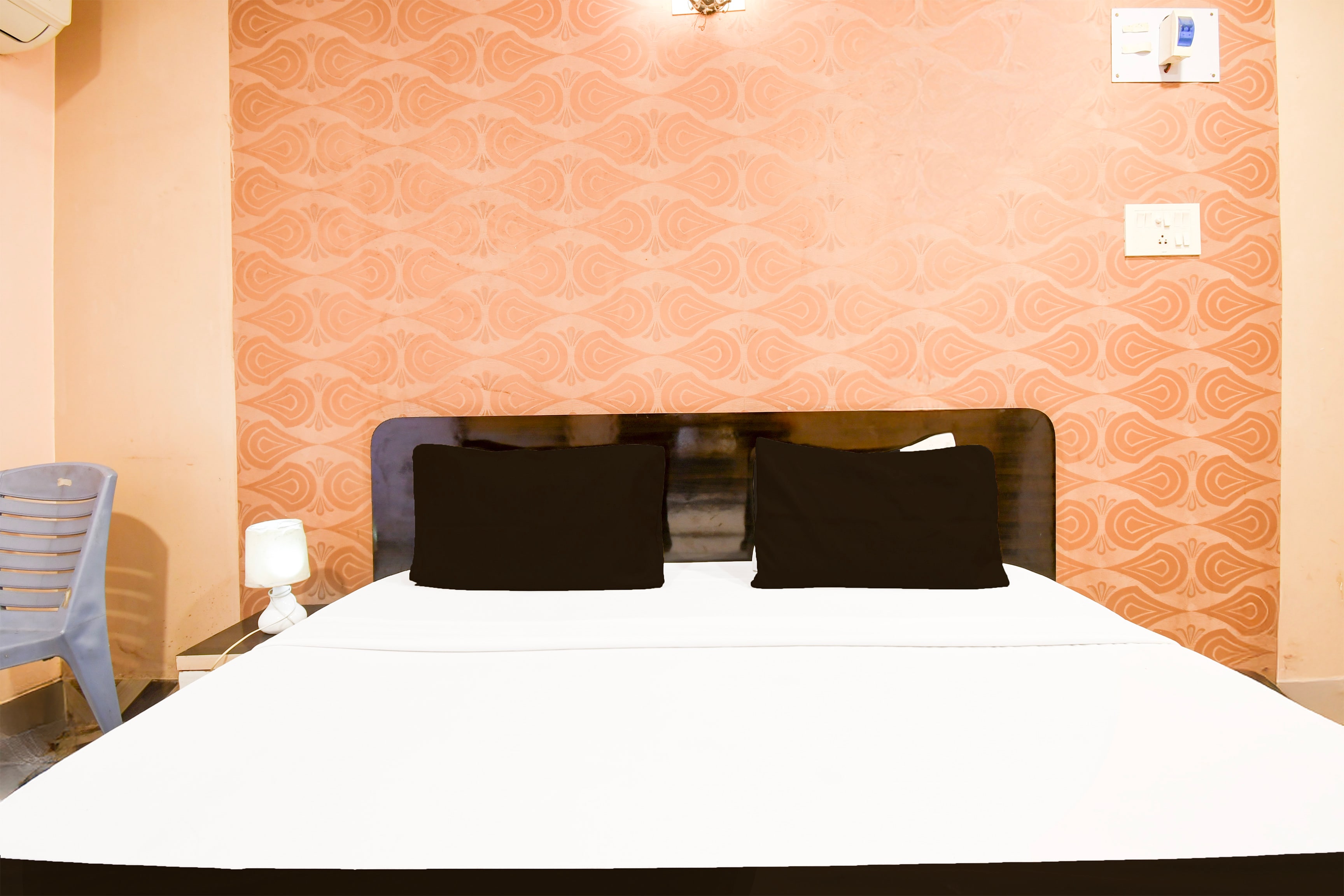 Hotel O Mrinmoyi Guest House - Tap to explore photos
