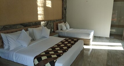 Wayanad Fort Resort Room Type - Premium Villa AC with Pond View