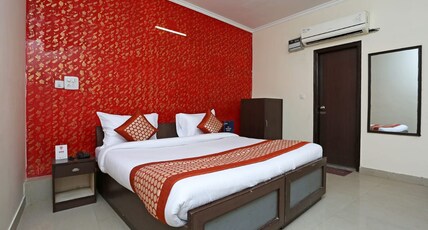 Hotel D Royals Room Type - Standard Room