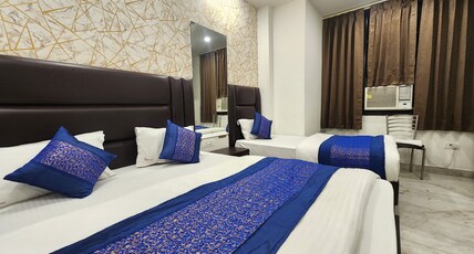 HOTEL UNIQUE Room Type - Deluxe AC Room