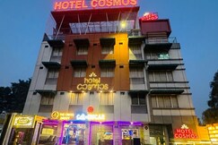 Hotel Cosmos