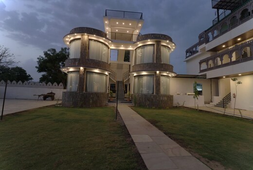 THE YASH RESORT