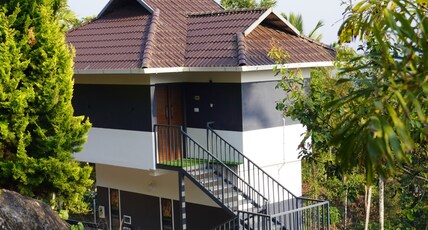 Mount Ocio Pool Resort Room Type - Suite Room