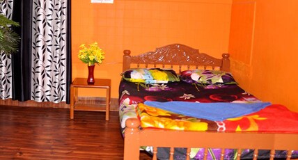 Honey Palace Homestay | Rooms & Caretaker Room Type - Budget Double