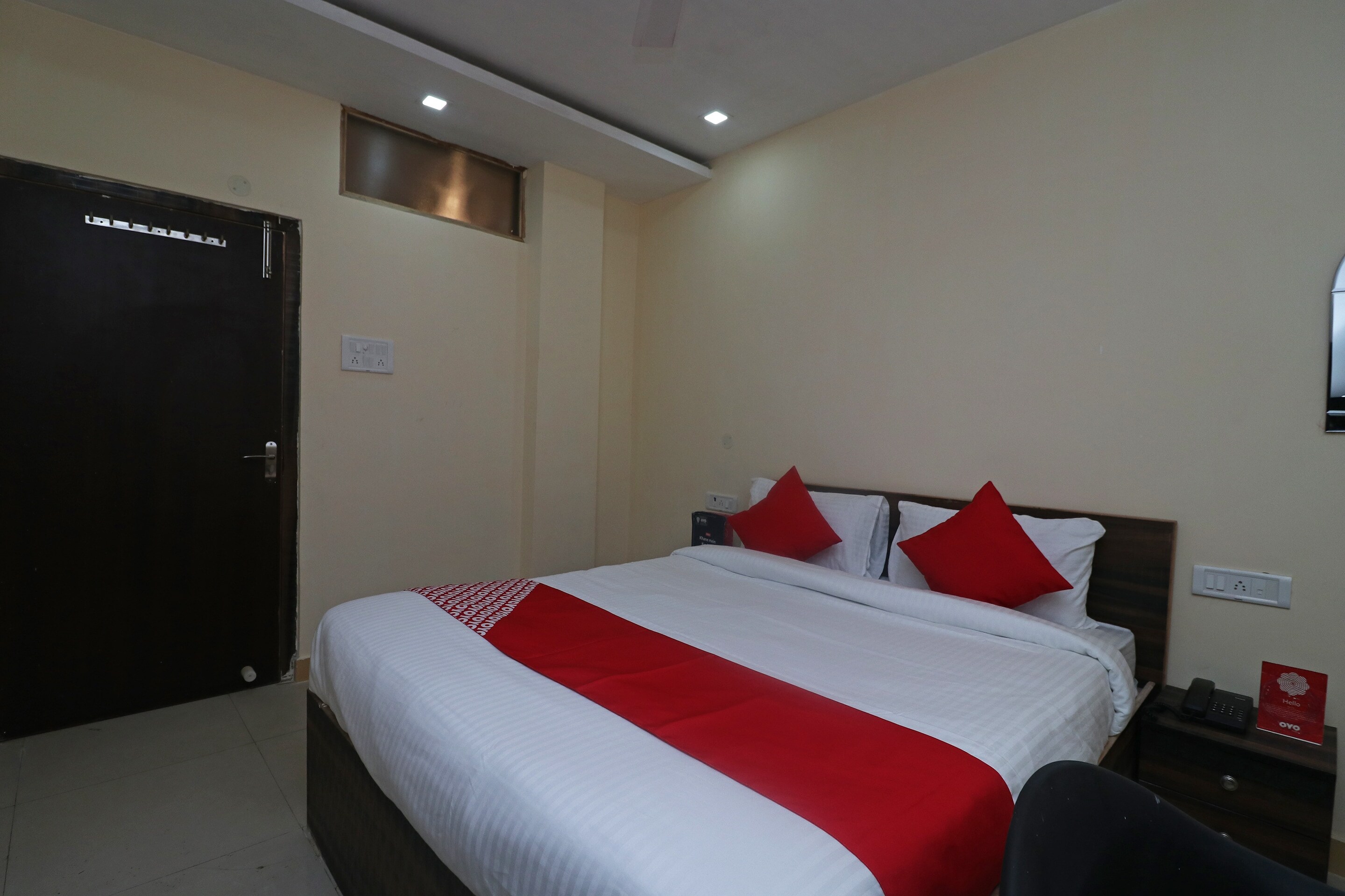 Hotel O Abhinandan Stay House - Tap to explore photos