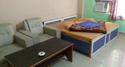 The Pine View Room Type - Double Bedroom AC