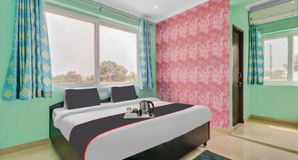 Super Collection O The Kailash Hotel Room Type - Classic