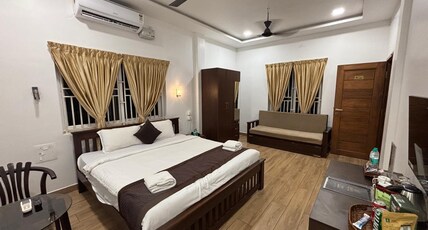 Eden Ember Castle Room Type - Large Premium Rooms