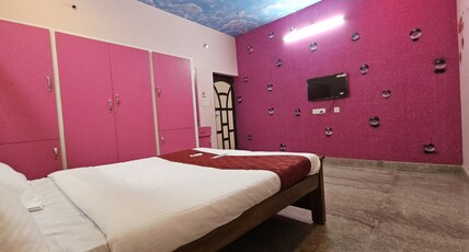 Coral Reef Eden Beach Resort Room Type - Queen room - 102
