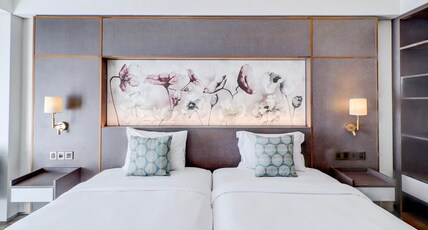 Sunday Hotel Arshika Sunset Road Room Type - Suite Twin